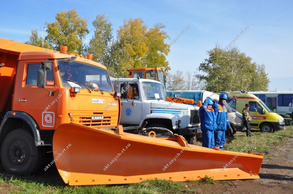 Бүген Актанышта  полиция, МЧС,  ашыгыч ярдәм хезмәтләрен "аякка бастытырлык" хәлләр булды (+ФОТОЛАР)