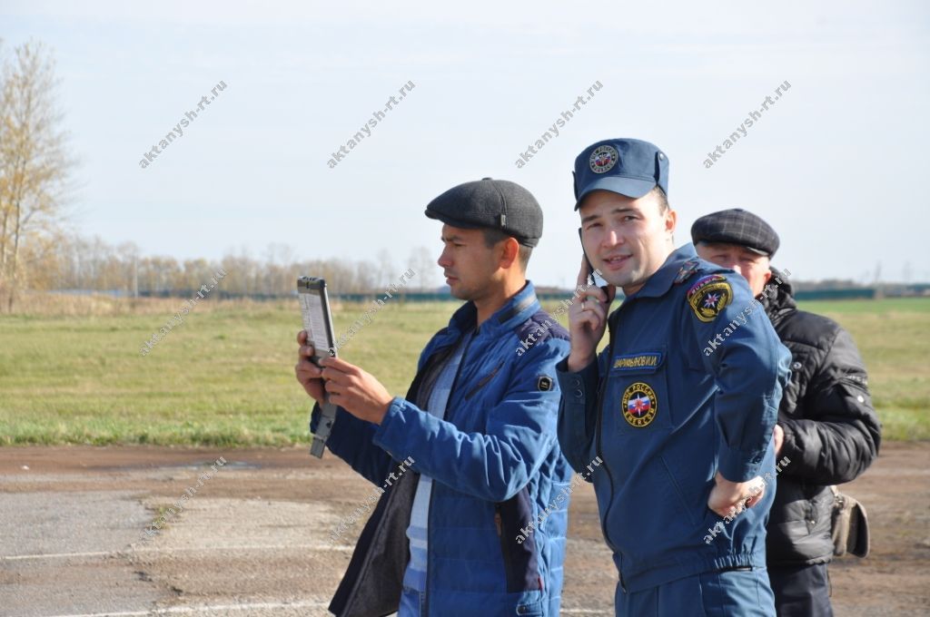 Бүген Актанышта  полиция, МЧС,  ашыгыч ярдәм хезмәтләрен "аякка бастытырлык" хәлләр булды (+ФОТОЛАР)