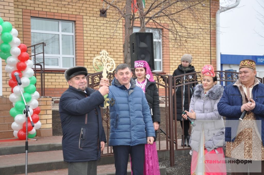 РЕСПУБЛИКА ПРОГРАММАСЫ КЫСАЛАРЫНДА: Актаныш районында тагын бер җәмәгать үзәге файдалануга тапшырылды (+ФОТОЛАР)