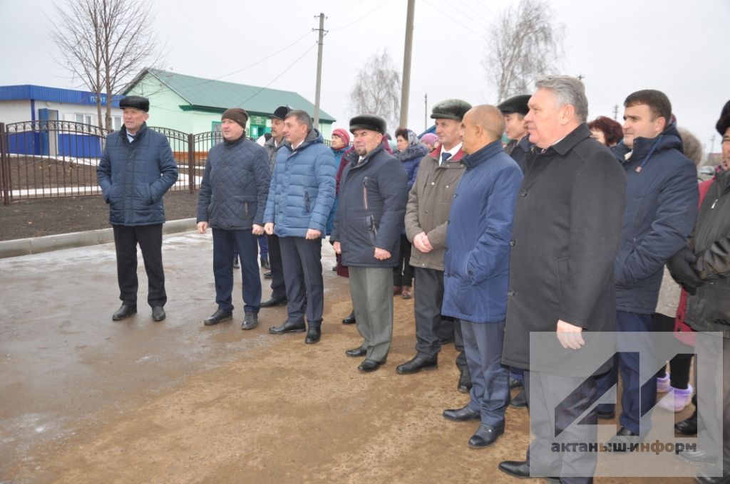 РЕСПУБЛИКА ПРОГРАММАСЫ КЫСАЛАРЫНДА: Актаныш районында тагын бер җәмәгать үзәге файдалануга тапшырылды (+ФОТОЛАР)