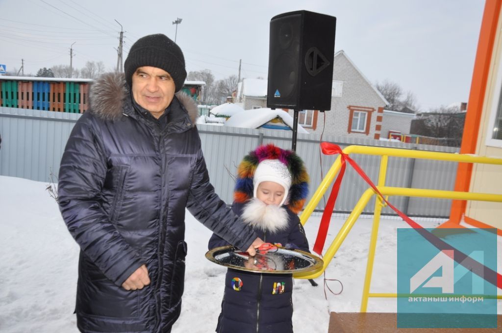 МӨҺИМ ВАКЫЙГА:  Актаныш районында унынчы модульле ФАП ачылды (+ҖИТЕЗ ФОТОРЕПОРТАЖ)