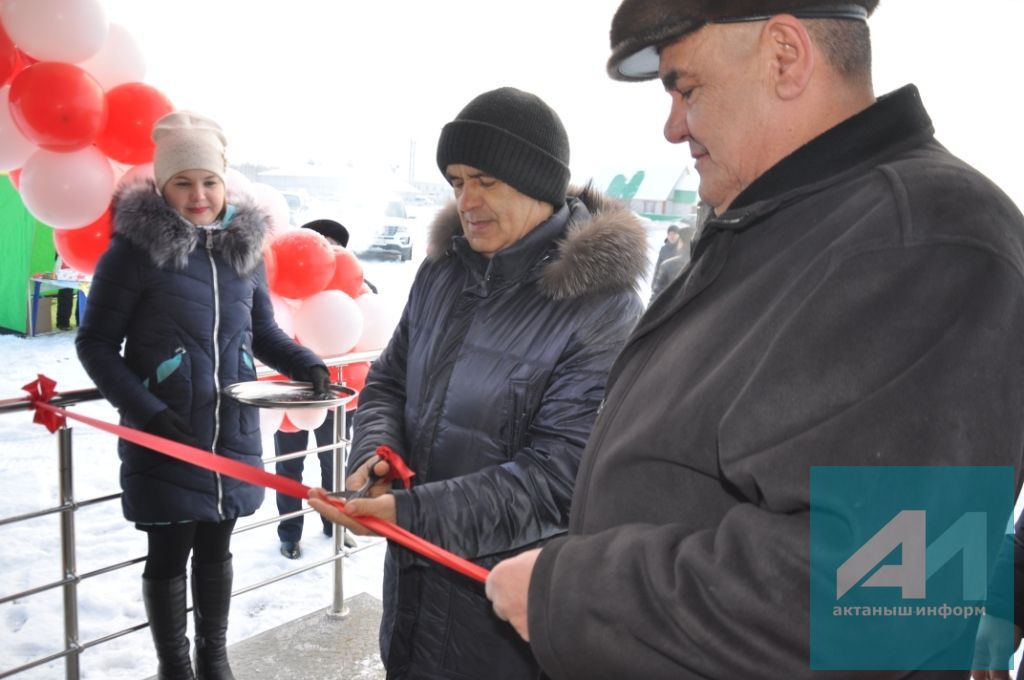 ЯҢА ЕЛ АЛДЫ СӨЕНЕЧЕ: Бүген Актанышта модульле чаңгы базасы ачылды (+ ФОТОЛАР)