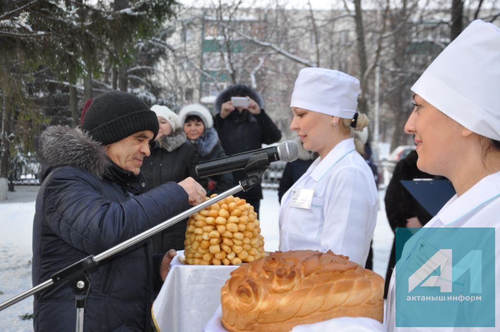 КҮПТӘН КӨТЕЛГӘН БӘХЕТ: Актанышта капиталь төзекләндерелгән  поликлиника һәм хатын-кызлар консультациясе файдалануга тапшырылды (+ ФОТОМИЗГЕЛЛӘР)