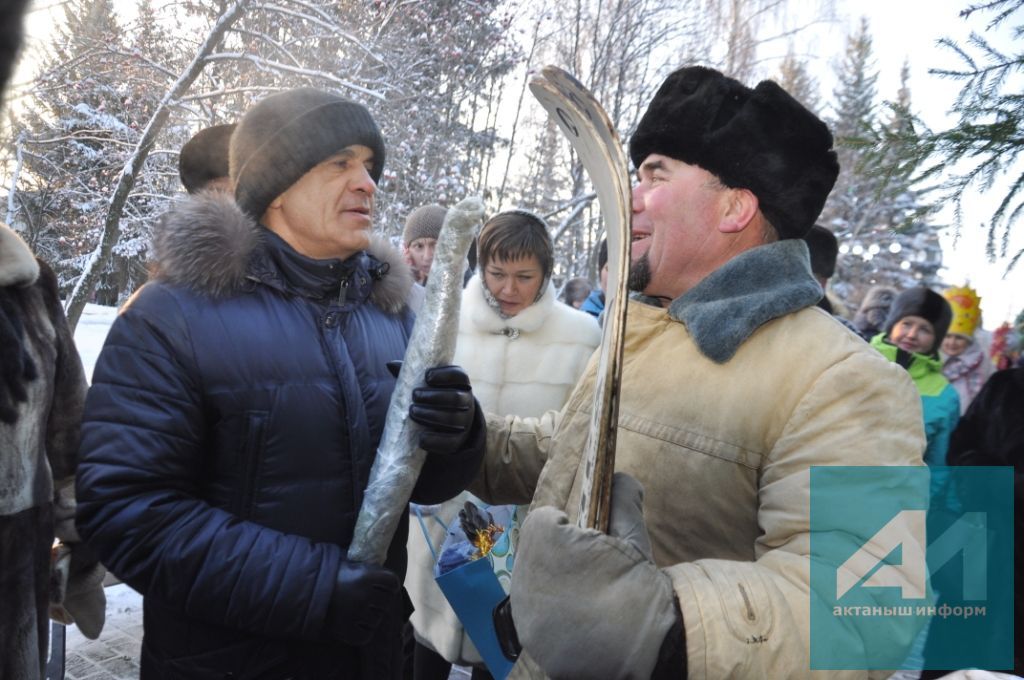 ЭКСКЛЮЗИВ: Актанышта бик үзенчәлекле, шаккаттыргыч ярминкә үтте (ФОТОМИЗГЕЛЛӘР)