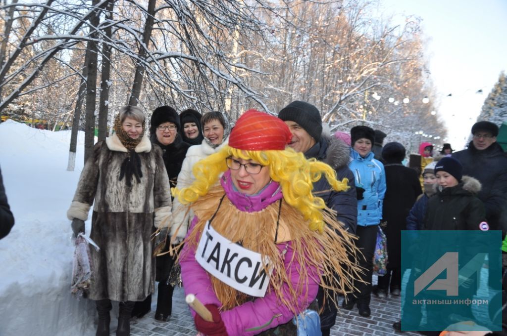 ЭКСКЛЮЗИВ: Актанышта бик үзенчәлекле, шаккаттыргыч ярминкә үтте (ФОТОМИЗГЕЛЛӘР)