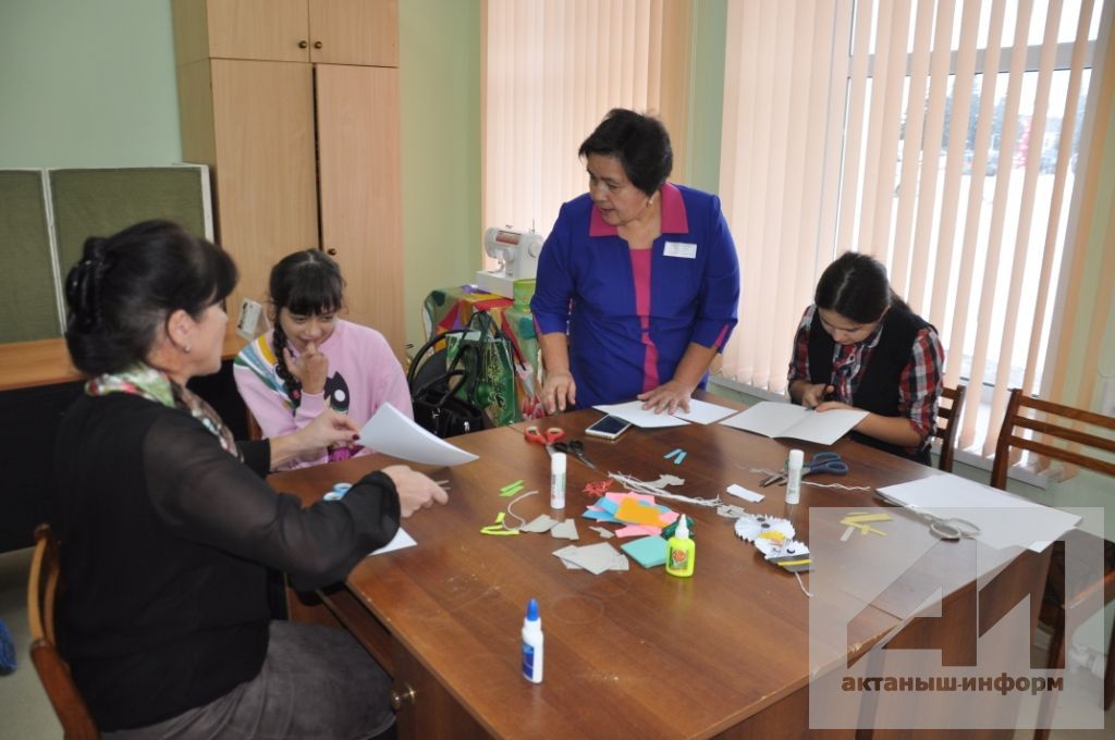 УНКӨНЛЕК КЫСАЛАРЫНДА: Актанышта инвалид балалар өчен үзенчәлекле бәйрәм оештырылды (+ФОТОЛАР)