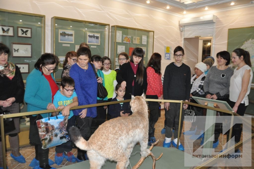 УНКӨНЛЕК КЫСАЛАРЫНДА: Актанышта инвалид балалар өчен үзенчәлекле бәйрәм оештырылды (+ФОТОЛАР)