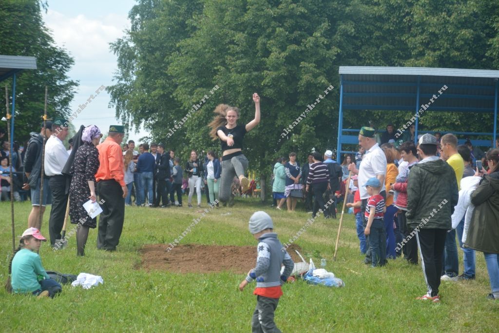 АКТАНЫШТА САБАНТУЙ: Сынадылар, сынаттылар,җиңделәр, җиңелделәр