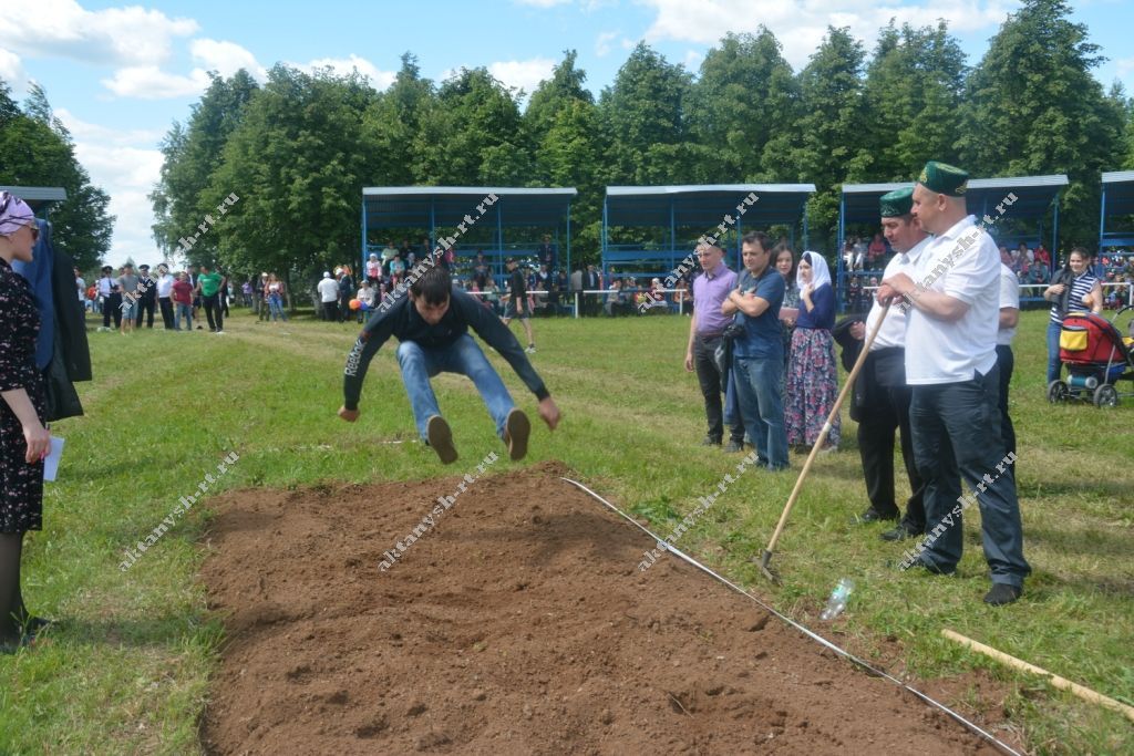 АКТАНЫШТА САБАНТУЙ: Сынадылар, сынаттылар,җиңделәр, җиңелделәр