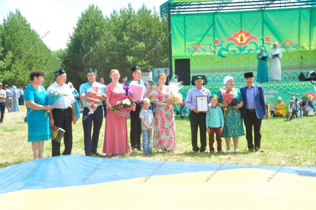 Быел да Актаныш районының иң үрнәк гаиләсенә “Мәхәббәт һәм тугрылык “ өчен медале тапшырылды (+ФОТОМИЗГЕЛЛӘР)