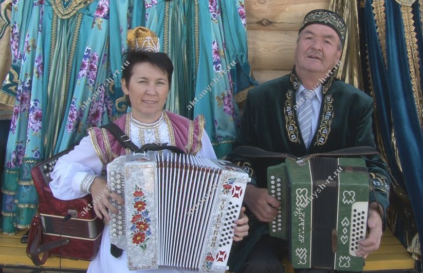 МИЛЛИ БӘЙРӘМ: Казахстан  белән Актаныш арасын Сабантуй якынайтты (+БЕЗНЕҢ ФОТОРЕПОРТАЖ)