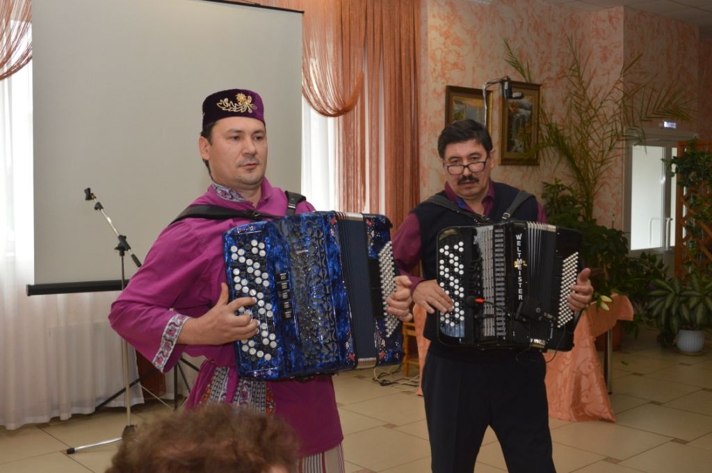 АРАБЫЗДАН БЕРЕБЕЗ: Якташыбыз  Зөлфәт Арсланов Сарапул шәһәрендә “Барс”  милли музеен ачты (+ФОТОМИЗГЕЛЛӘР)