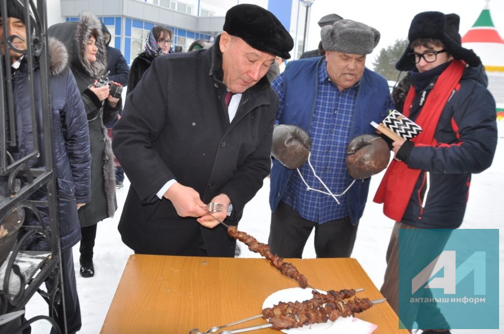 КҮРМИ КАЛМАГЫЗ: Актаныш Марат Әхмәтовны ничек каршы алды? (БЕЗНЕҢ ФОТОМИЗГЕЛЛӘР)