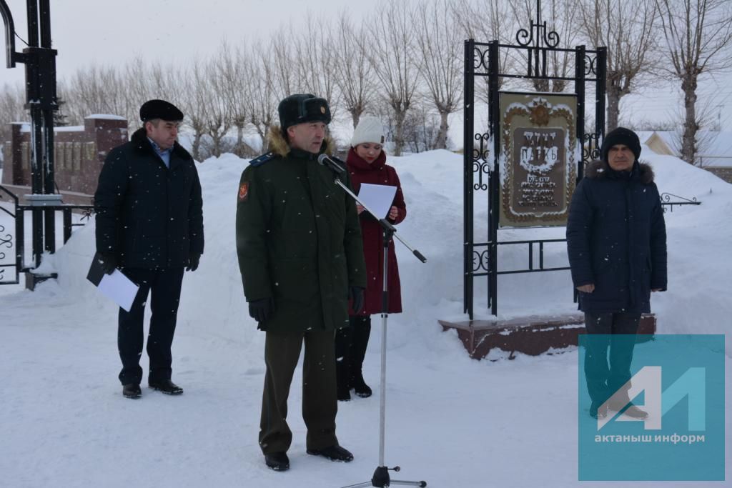 30 ЕЛЛЫК ХӘТЕР: Актаныш районы Әфган җирендә батырларча һәлак булган егетләрне искә алды (+ БЕЗНЕҢ ФОТОМИЗГЕЛЛӘР)