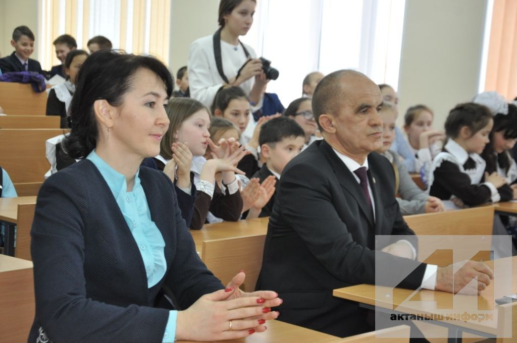 МӘГАРИФ СУЛЫШЫ: Актанышта “Без яшь, без сәләтле” дип исемләнгән интеллектуаль олимпиада узды (ФОТОМИЗГЕЛЛӘР)