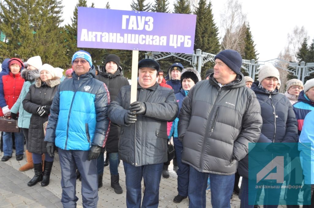 БЕЗ БУЛДЫРАБЫЗ: Актанышта - кышкы спартакиада. Безгә сынатырга ярамый! ( ФОТОЛАРДА - ЯРЫШ МИЗГЕЛЛӘРЕ)