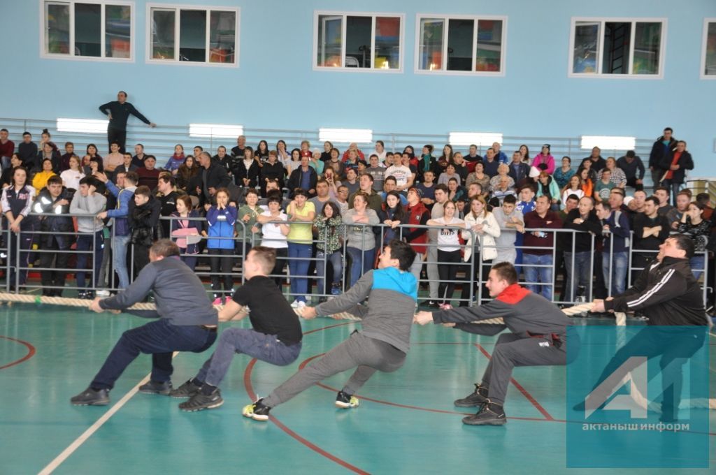 БЕЗ БУЛДЫРАБЫЗ: Актанышта - кышкы спартакиада. Безгә сынатырга ярамый! ( ФОТОЛАРДА - ЯРЫШ МИЗГЕЛЛӘРЕ)