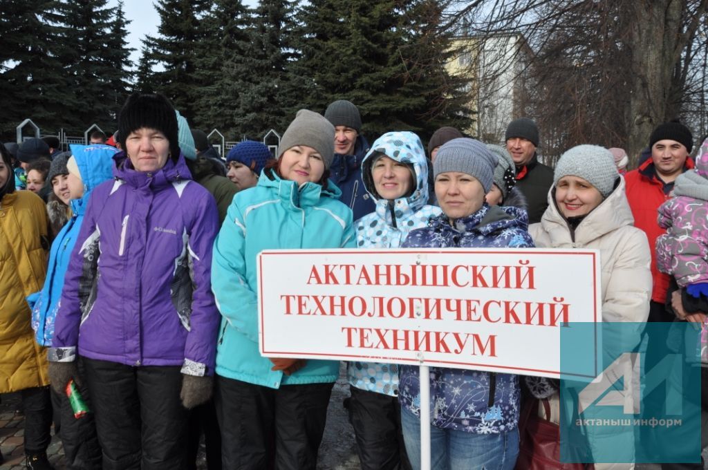 БЕЗ БУЛДЫРАБЫЗ: Актанышта - кышкы спартакиада. Безгә сынатырга ярамый! ( ФОТОЛАРДА - ЯРЫШ МИЗГЕЛЛӘРЕ)