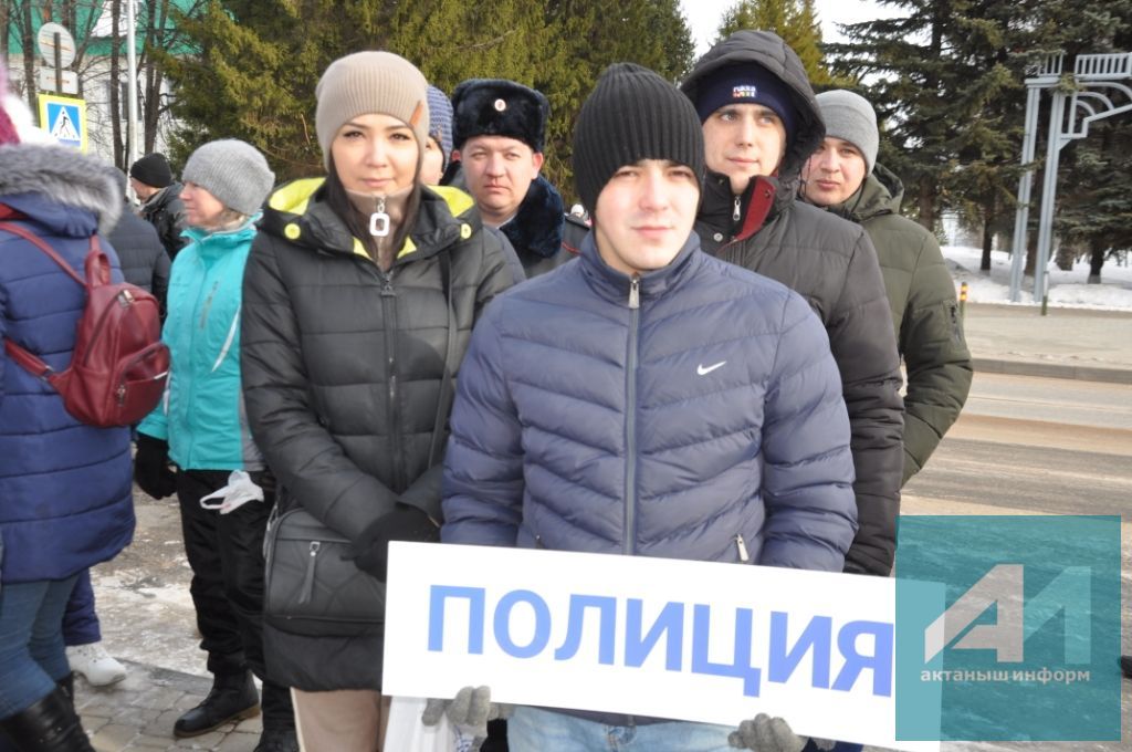 БЕЗ БУЛДЫРАБЫЗ: Актанышта - кышкы спартакиада. Безгә сынатырга ярамый! ( ФОТОЛАРДА - ЯРЫШ МИЗГЕЛЛӘРЕ)