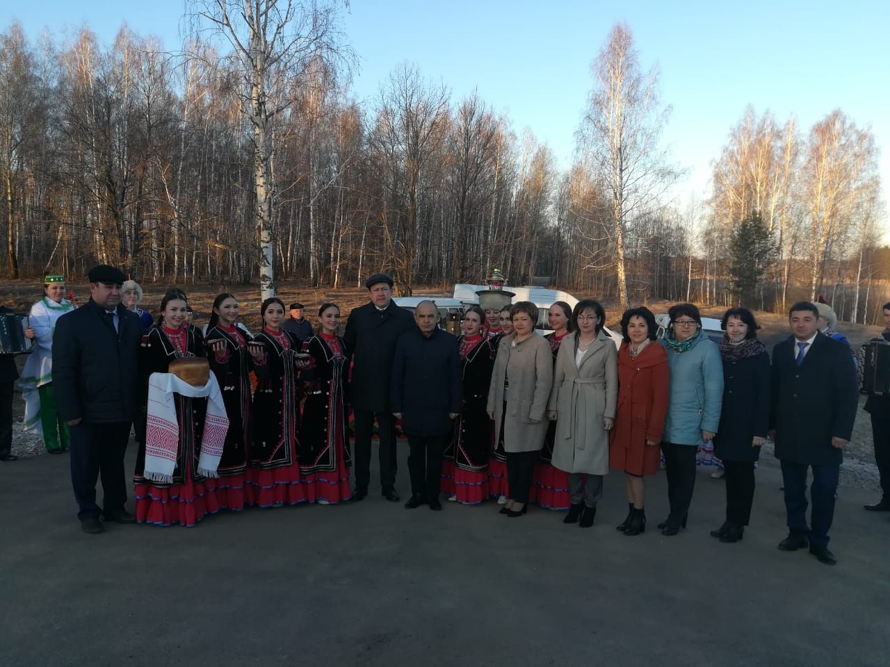 КӨН СУЛЫШЫ: Райондашларыбыз Башкортстанда үткән Татарстан көннәрендә катнаша (ФОТОМИЗГЕЛЛӘР)