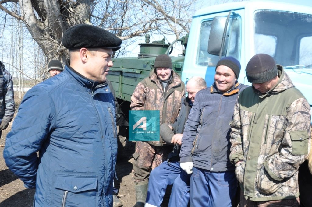 АКТАНЫШТА ТЕХНИК КАРАУ: Язгы кыр эшләренә иң яхшы әзерлекле хуҗалык 100 000 сум премиягә ия булачак (+ ЧАРАДАН  БЕЗНЕҢ ФОТОРЕПОРТАЖ)