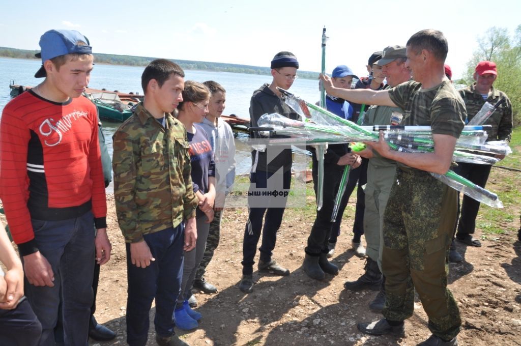 "БАЛЫК - БУЛСЫН!": Актаныш районында да балыкларга ярдәм оештырылды (+ФОТОЛАР)