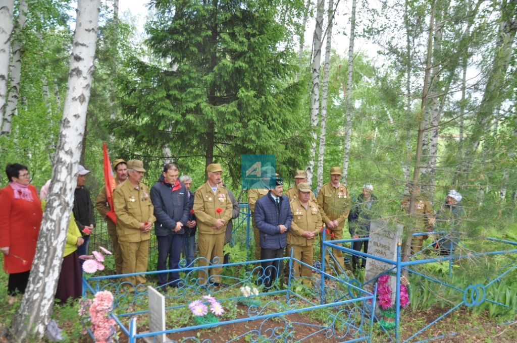 КЫЯ-ТАУЛАР АРАСЫНДА ЯРАЛАНГАН ЯЗМЫШЛАР: Мин Әфганнан кайттым, әнкәй, хәтер булып...(+ БЕЗНЕҢ ФОТОРЕПОРТАЖ)