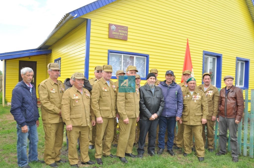 КЫЯ-ТАУЛАР АРАСЫНДА ЯРАЛАНГАН ЯЗМЫШЛАР: Мин Әфганнан кайттым, әнкәй, хәтер булып...(+ БЕЗНЕҢ ФОТОРЕПОРТАЖ)