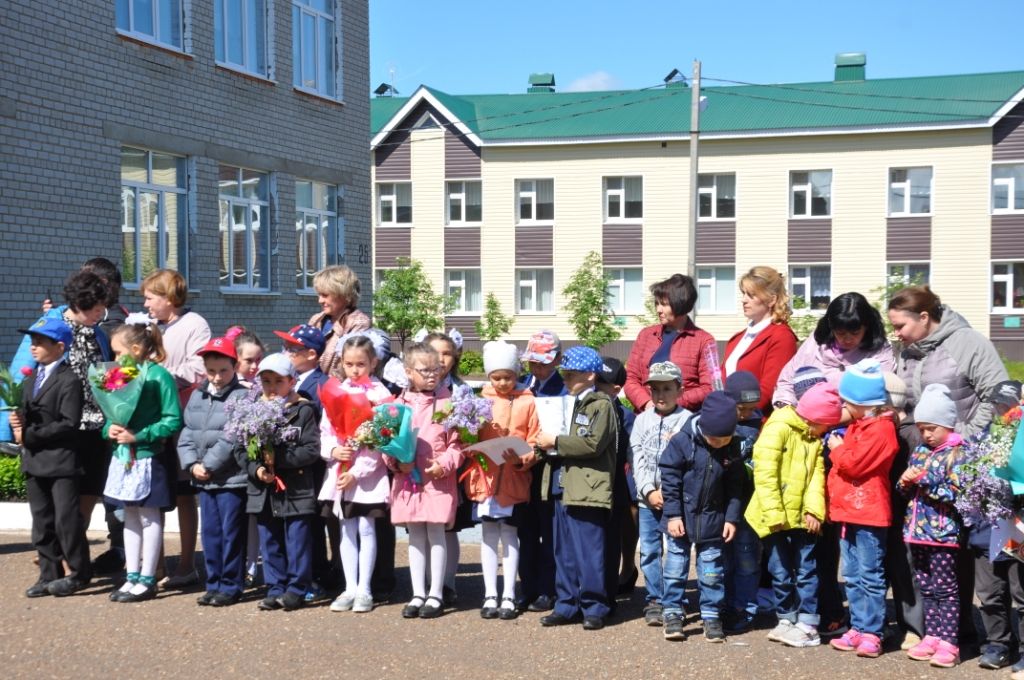 БӘЙРӘМ МИЗГЕЛЛӘРЕ: Такталачык җирлегендә соңгы кыңгырау ике көн чыңлады (+ФОТОЛАР)