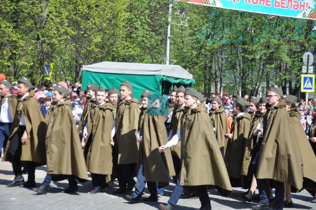 9 МАЙ - ҖИҢҮ БӘЙРӘМЕ: Актаныш районы 74 нче җиңү язын каршы алды (БЕЗНЕҢ ФОТОРЕПОРТАЖ)