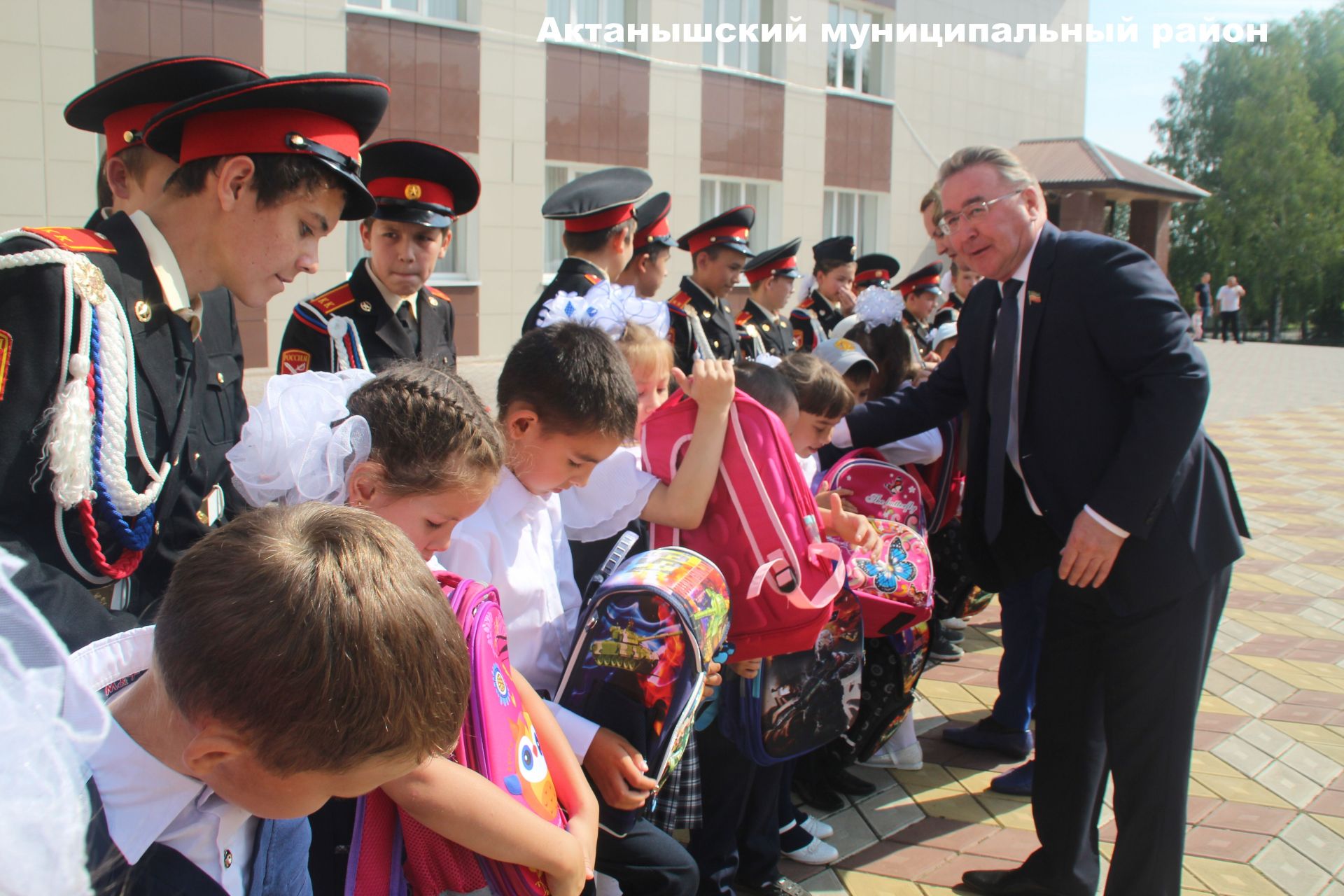 КӨН КАДАГЫНДА: Актанышта мәгариф хезмәткәрләренең август киңәшмәсе үтте (+ ФОТОРЕПОРТАЖ)