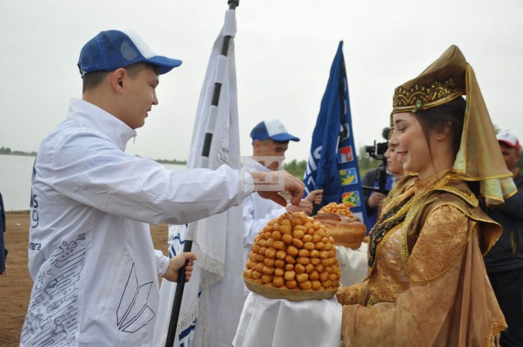 ТАРИХИ МИЗГЕЛ: Актаныш районы WorldSkills флагын  ”Кызыл олау” белән бер көнне каршы алды  (+ФОТОЛАР)