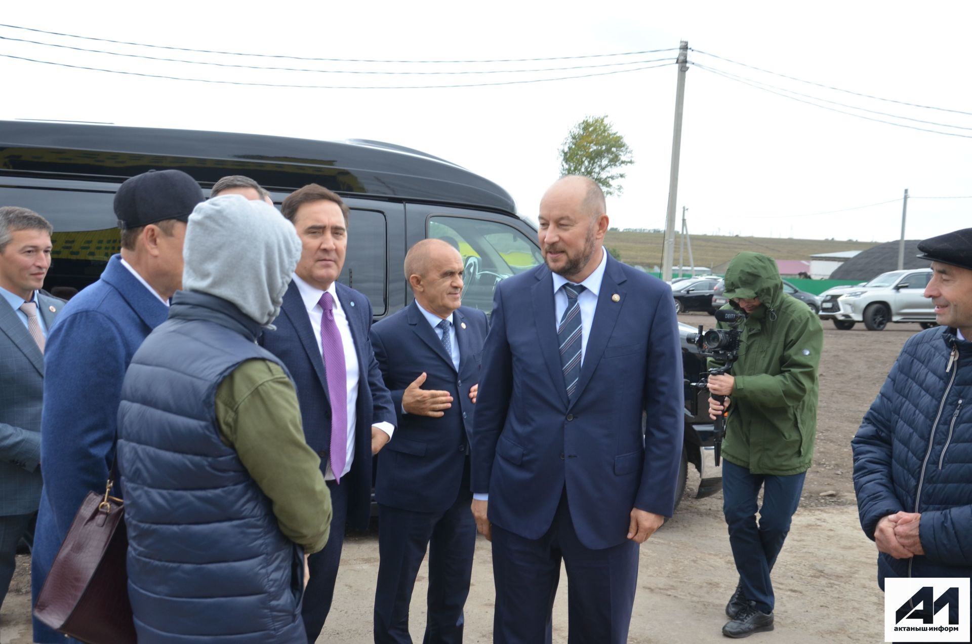 “Әнәк” агрофирмасының  Иске Айман бүлекчәсендә 15 мең тонна сыйдырышлы элеватор кулланышка тапшырылды.