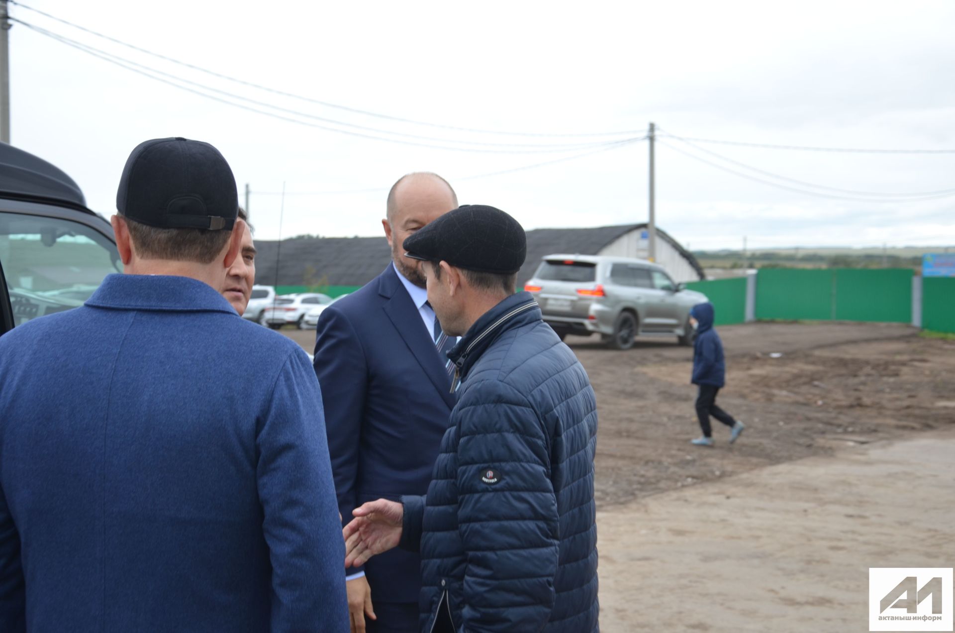 “Әнәк” агрофирмасының  Иске Айман бүлекчәсендә 15 мең тонна сыйдырышлы элеватор кулланышка тапшырылды.