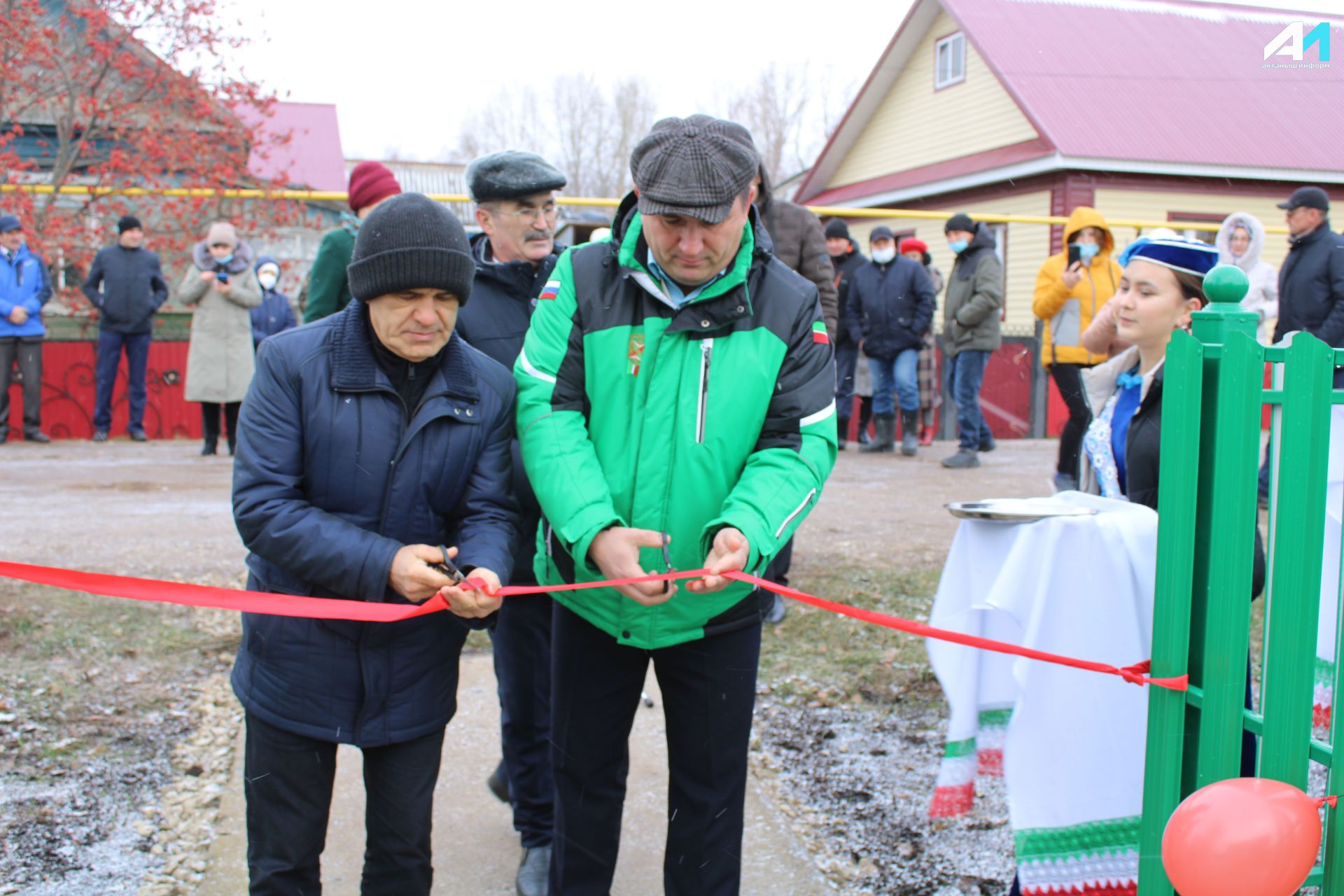 Түбән Гәрәй авылында ТР Кулланучылар берлегенең  райондагы дүртенче кибете ачылды: Товарлар күп һәм очсыз (фотолар)