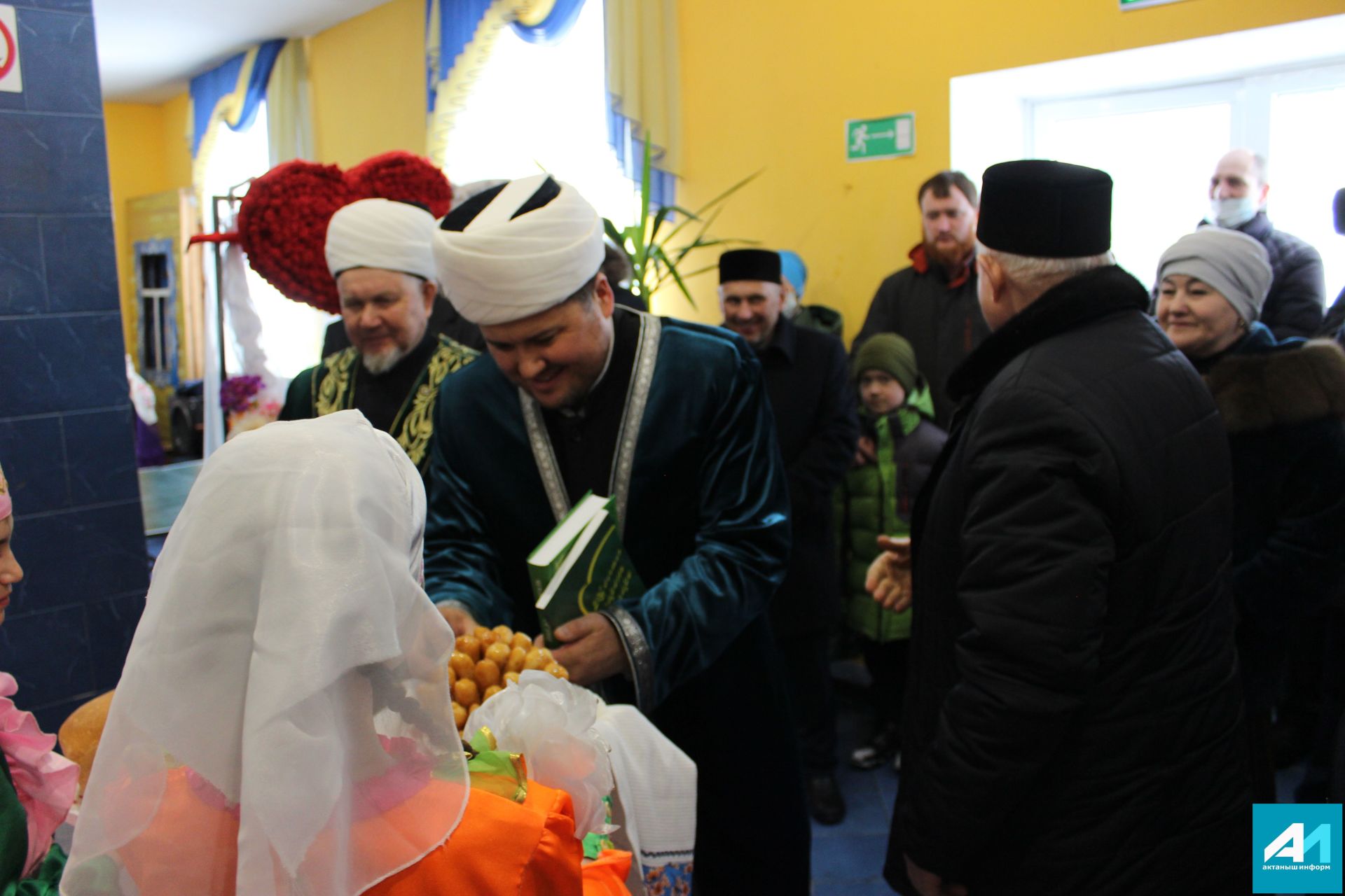 Байсар мәдәният йортында районның " Әтиләр берләшмәсе" нең киңәйтелгән утырышы узды