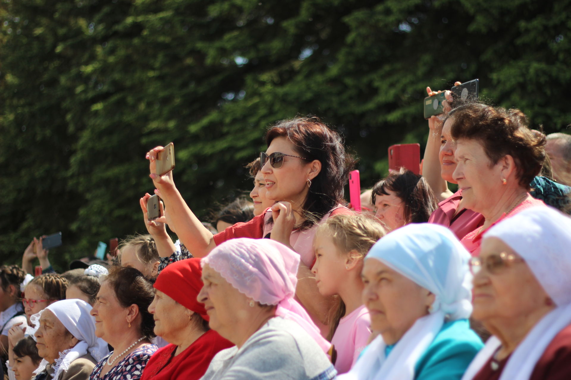 Бүген Актанышның икенче санлы урта  мәктәбендә соңгы звонок бәйрәме үткәрелде