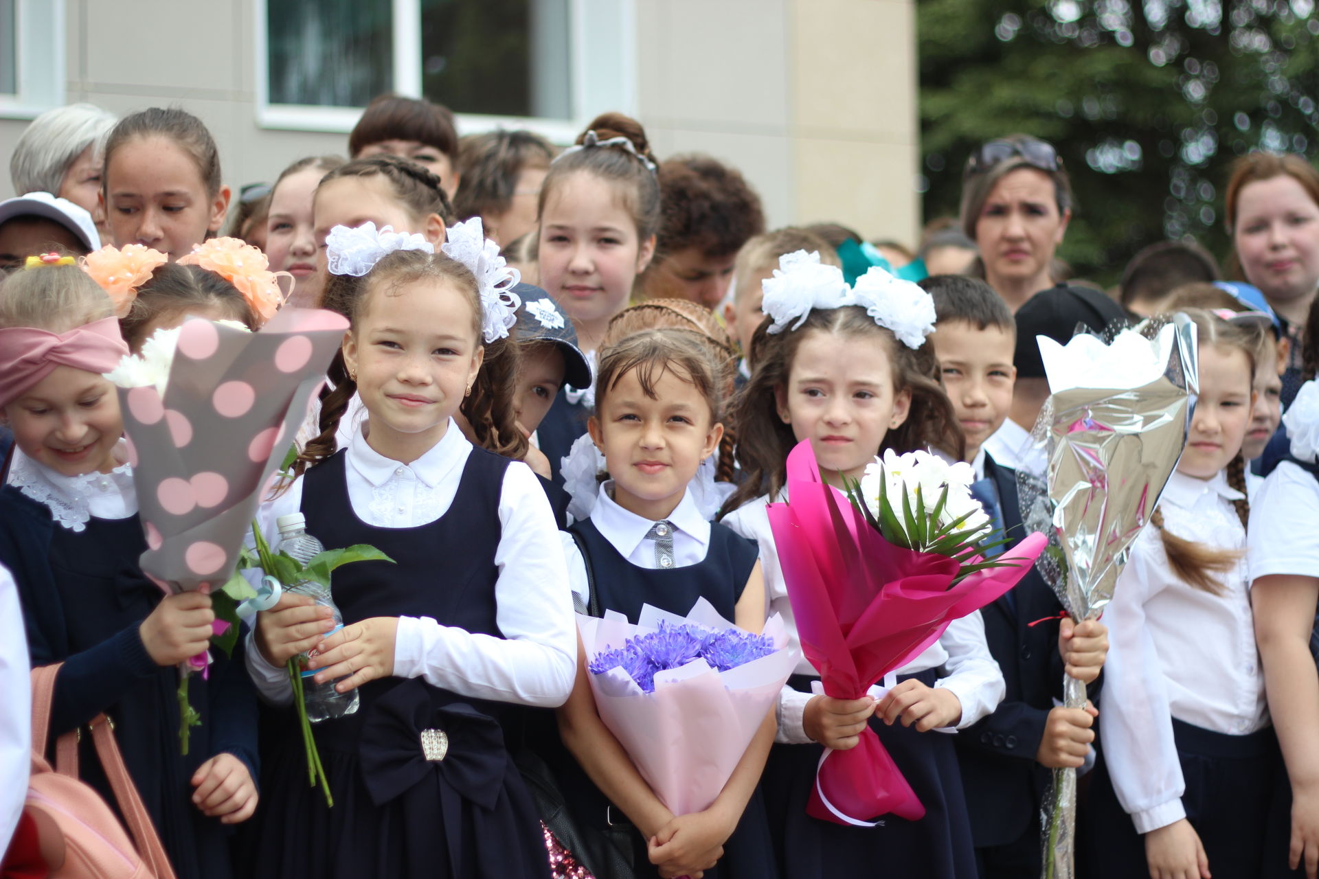 Бүген Актанышның икенче санлы урта  мәктәбендә соңгы звонок бәйрәме үткәрелде