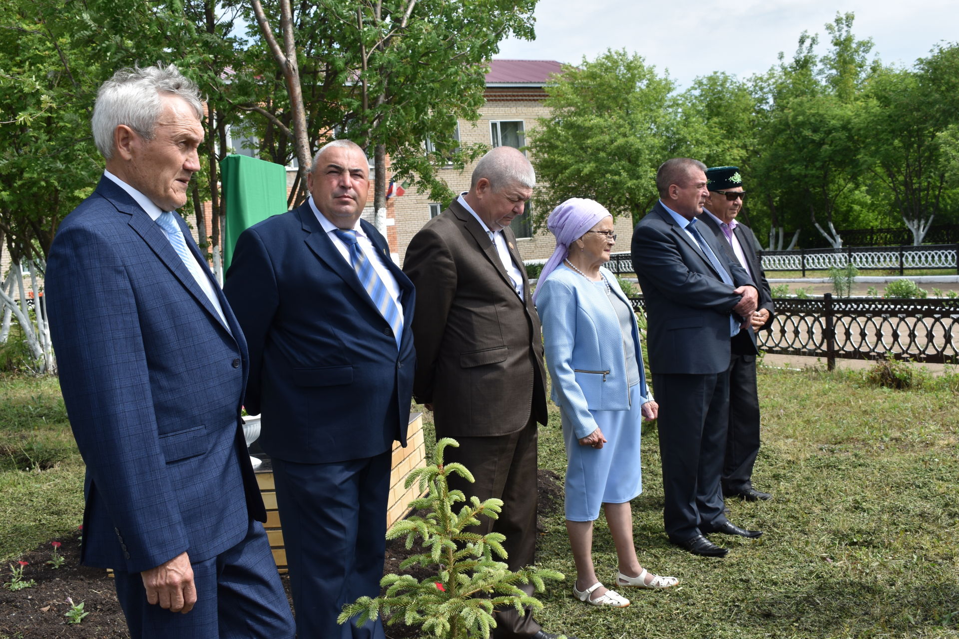 ОНЫТЫРГА ХАКЫБЫЗ ЮК...(фотолар)