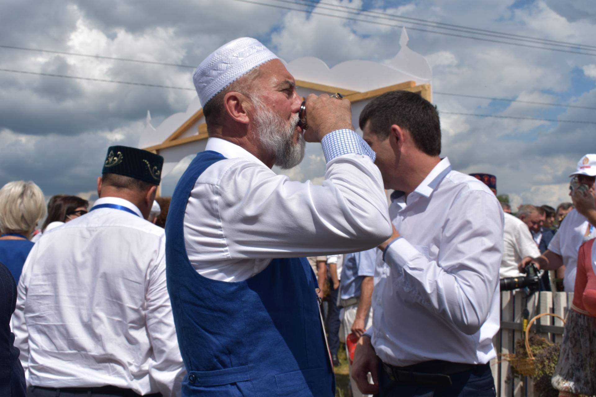 АКТАНЫШЛЫЛАР БӨТЕНРОССИЯ САБАН ТУЕНДА (фотолар)