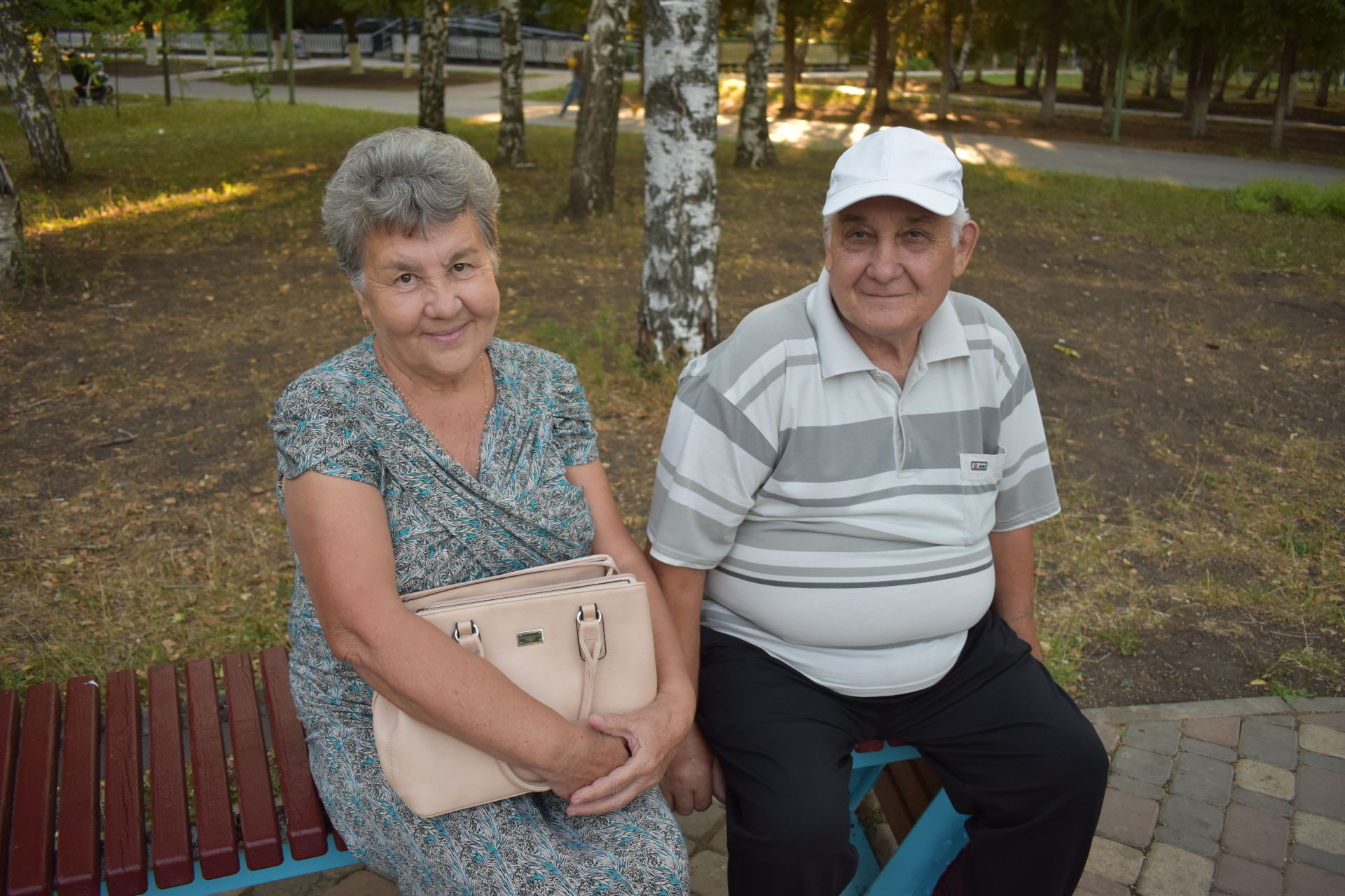 ПАР БАЛДАКЛАР АЛАР- ВӘГЪДӘЛӘШКӘН ПАРЛАР: Бүген Актанышта үрнәк парларны хөрмәтләделәр (фотолар)