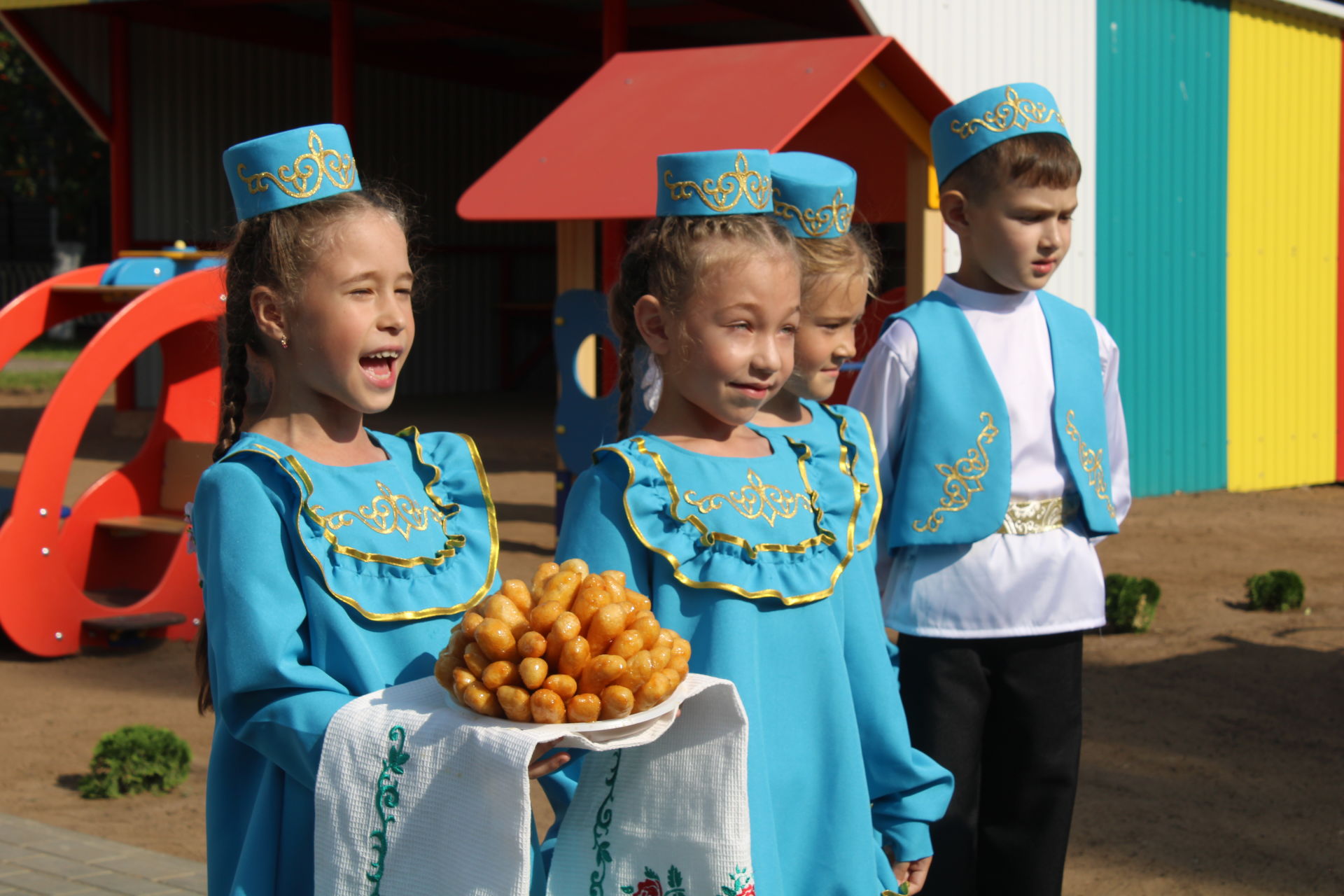 "Алтынчәч"нең шахмат уйнаучы балалары район башлыкларын шаккаттырды