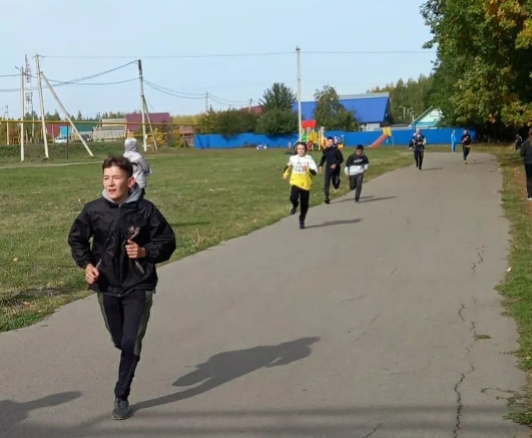 Беренче санлы Актаныш мәктәбе укучылары Бөтенроссия "Сәламәтлек көне"ндә катнашты