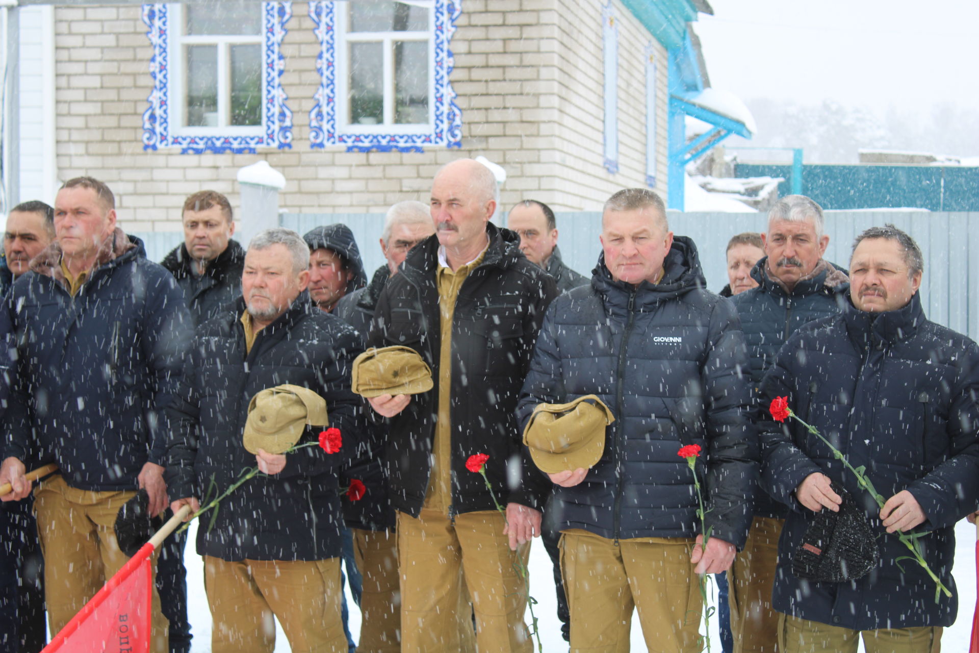 Татар Ямалысы авылында Әфган сугышы ветераны Зинфир Әнвәров яшәгән йортка истәлек тактасы куелды