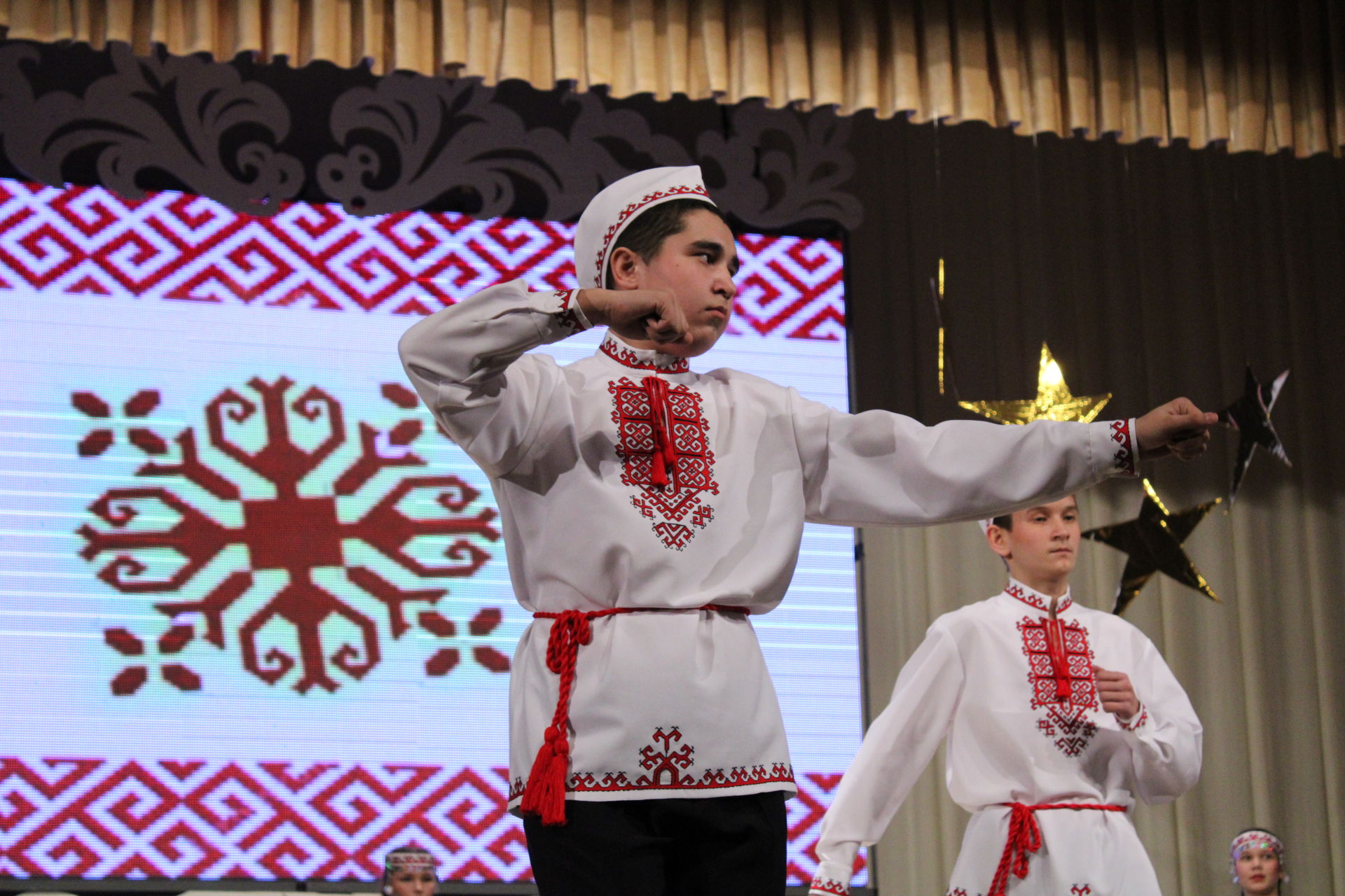 Быелгы "Йолдызлык"та  2 меңнән артык бала катнашты, 349 чыгыш лауреат, дипломант исеменә лаек булды