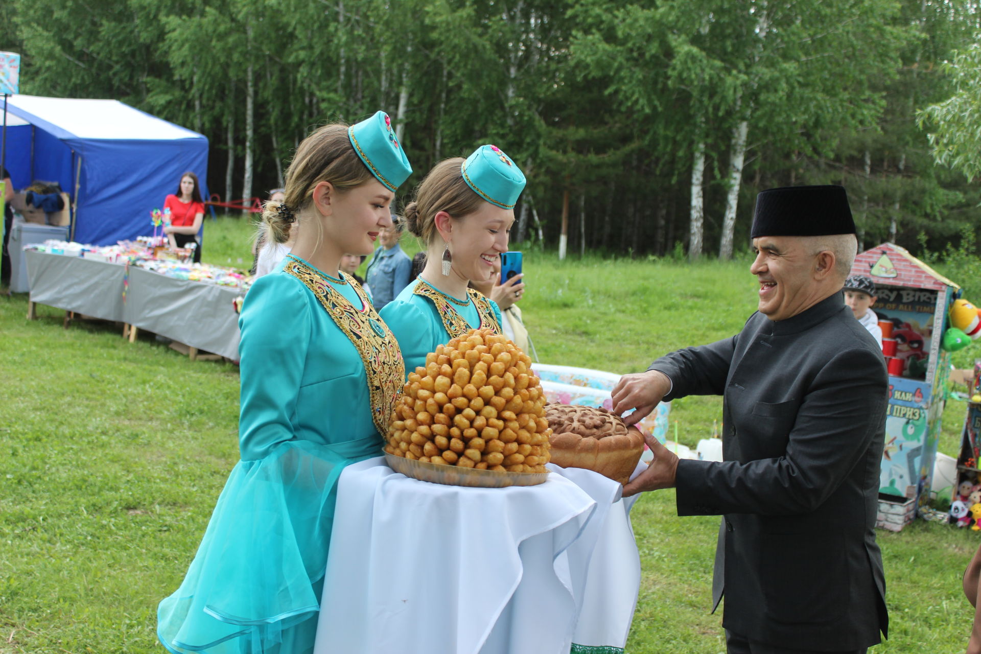 Бүген Агыйделләргә җиткән Сөн буенда милли бәйрәмебез гөрләде