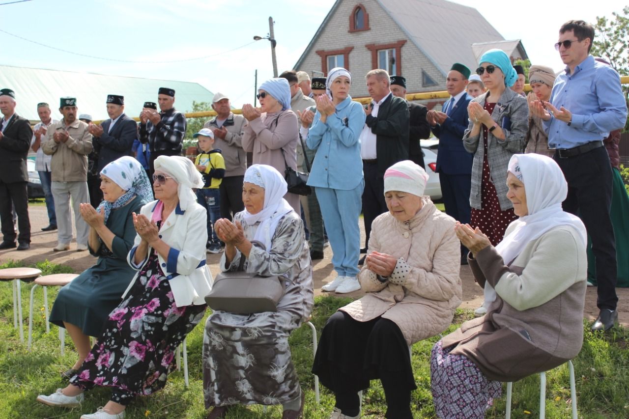 Бүген Чуракай авылында "Шәмсун" мәчете каршында мәдрәсә ачылды