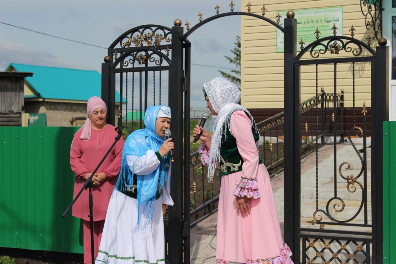 Бүген Чуракай авылында "Шәмсун" мәчете каршында мәдрәсә ачылды