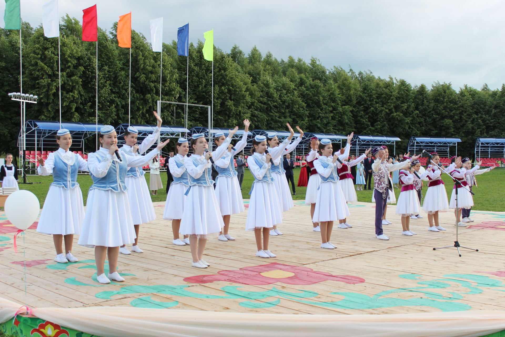 Районкүләм чыгарылыш кичәсеннән безнең фоторепортаж