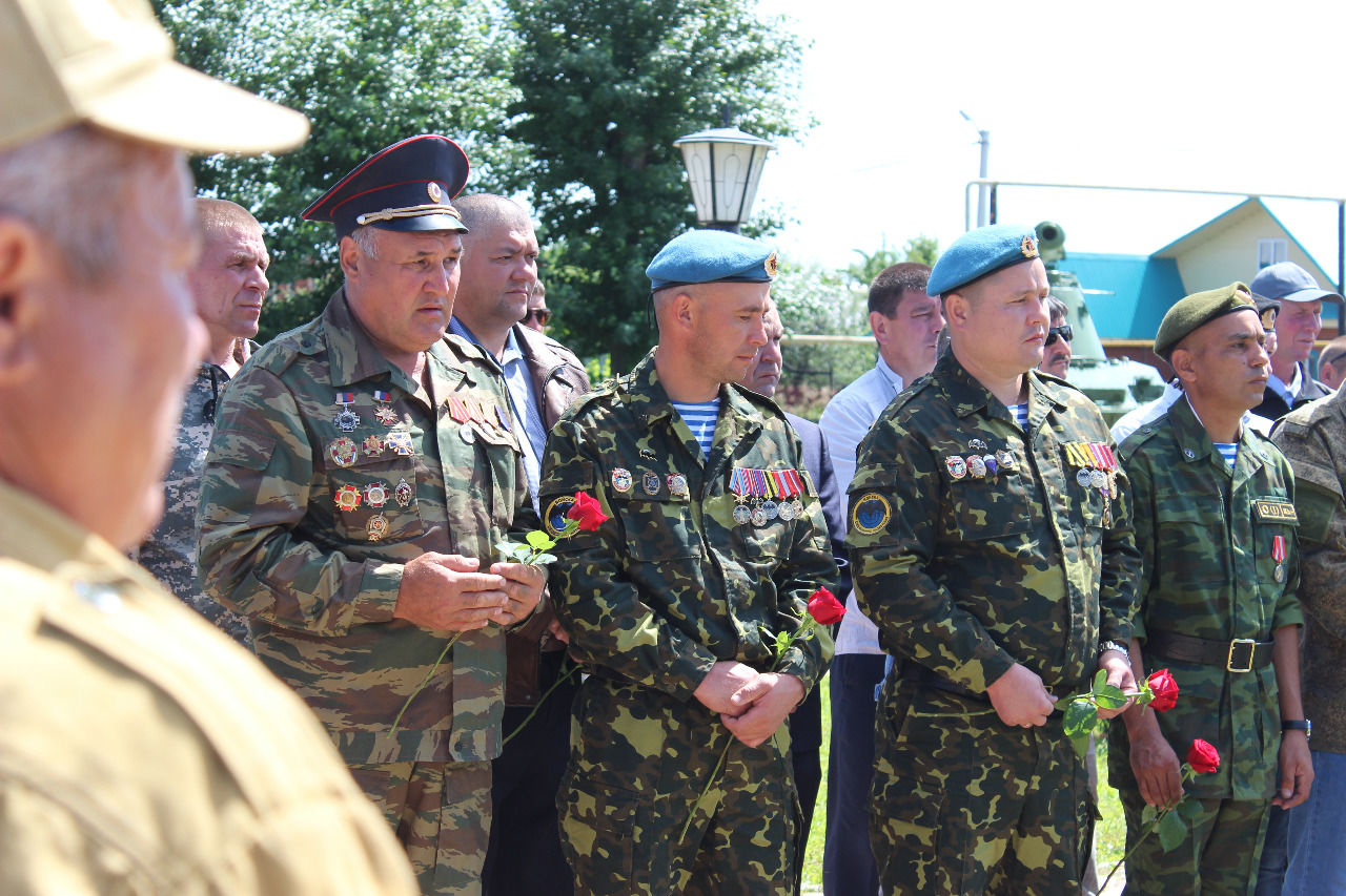 Хәрби хәрәкәтләрдә катнашкан райондашларыбызны искә алу чарасыннан репортаж